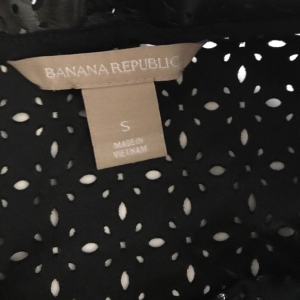 Banana Republic Coated Short Sleeve Blouse S - Picture 4 of 6